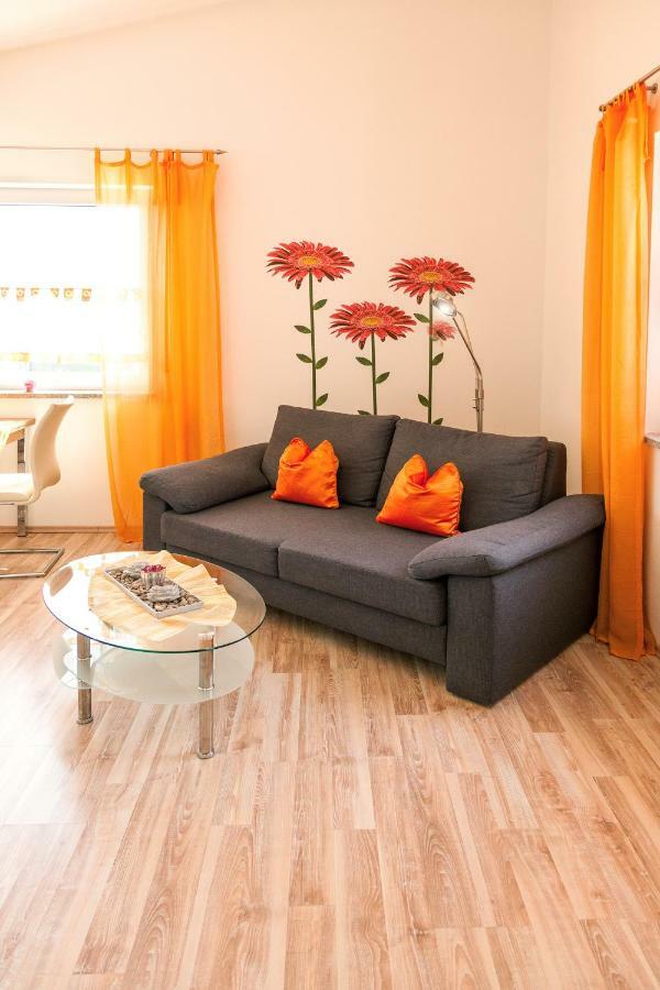 Apartament Haus Lindenfeld Ruhstorf an der Rott Zewnętrze zdjęcie
